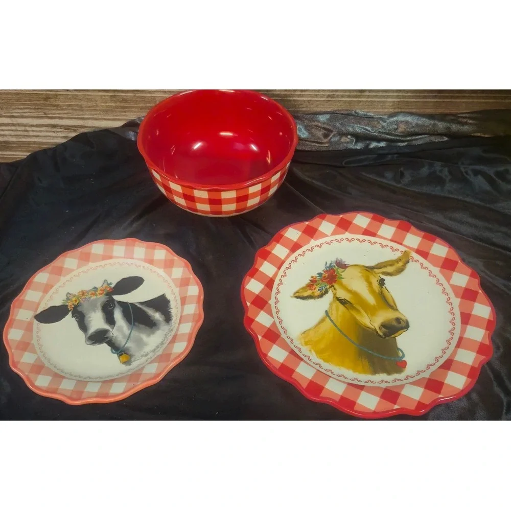 The Pioneer Woman Gingham Cow Stoneware 3pc Set 2 Salad Plates 1 Bowl Red White